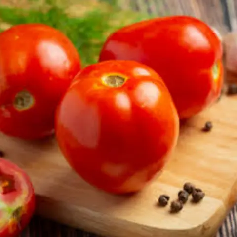 Hybrid Tomato (Tamatar)